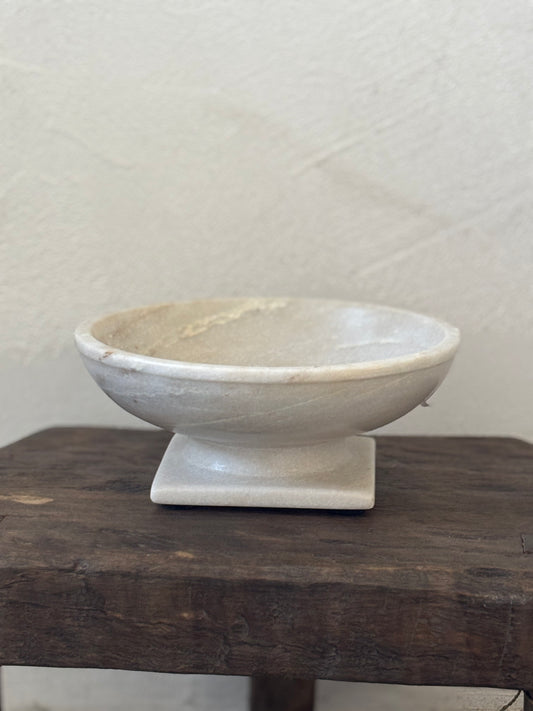 Footed Selenite Bowl - Round