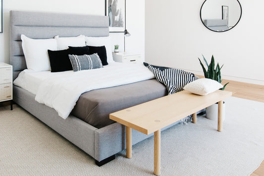 Light Wood Bench With Round Legs